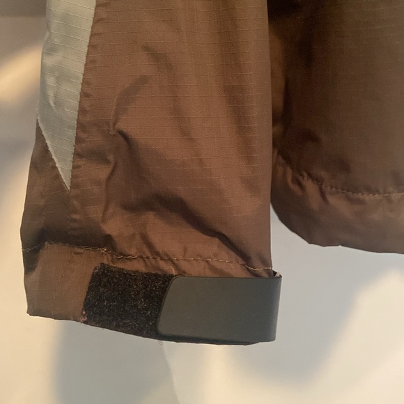 North Face Lightweight Jacket - Picture 8 of 12